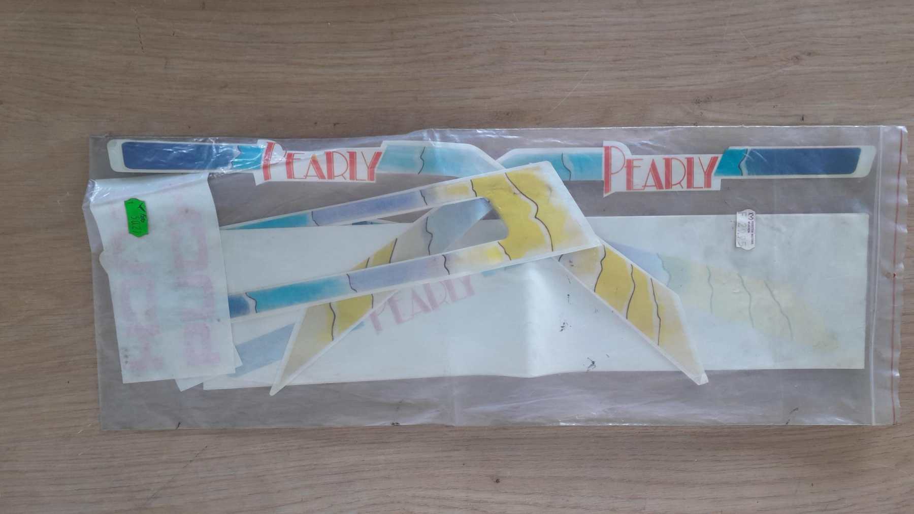 NOS Puch Maxi Pearly transferset 1 tanktransfer mist