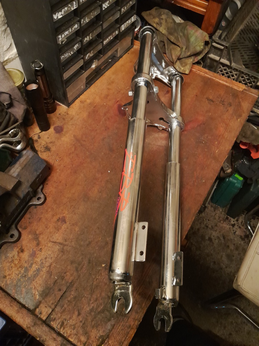 Puch Maxi EBR oud model voorvork NIEUW