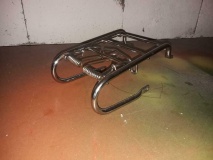 Puch Maxi-S origineel bagagerekje voorkant