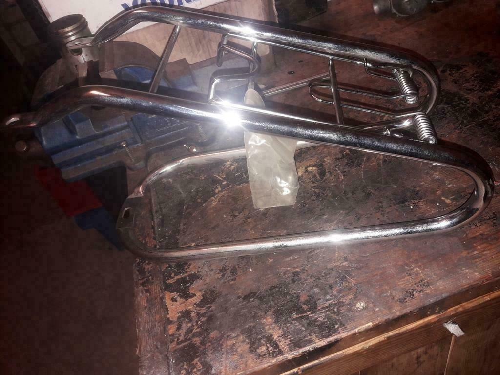 Puch Maxi origineel bagagerekje voorkant NOS