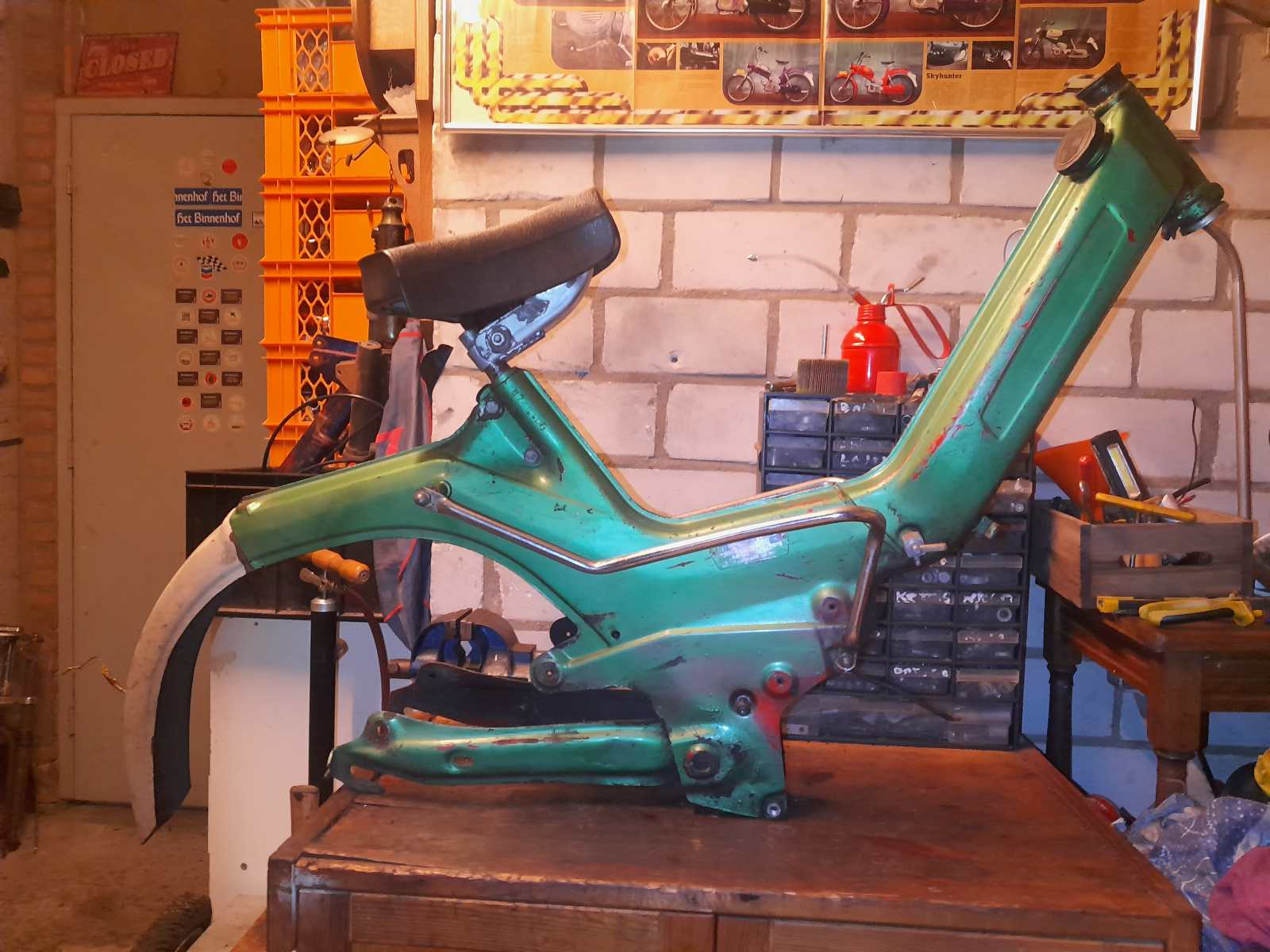 Puch Maxi Steyr-Daimler frame donkergroen met nummers matching motorblok (4lager)