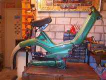 Puch Maxi Steyr-Daimler frame donkergroen met nummers matching motorblok (4lager)