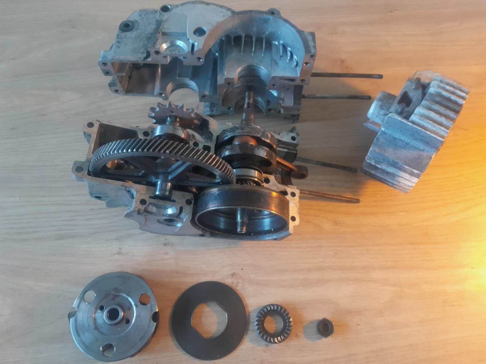 *VERKOCHT* Puch Maxi kickstartblok opbouwblok