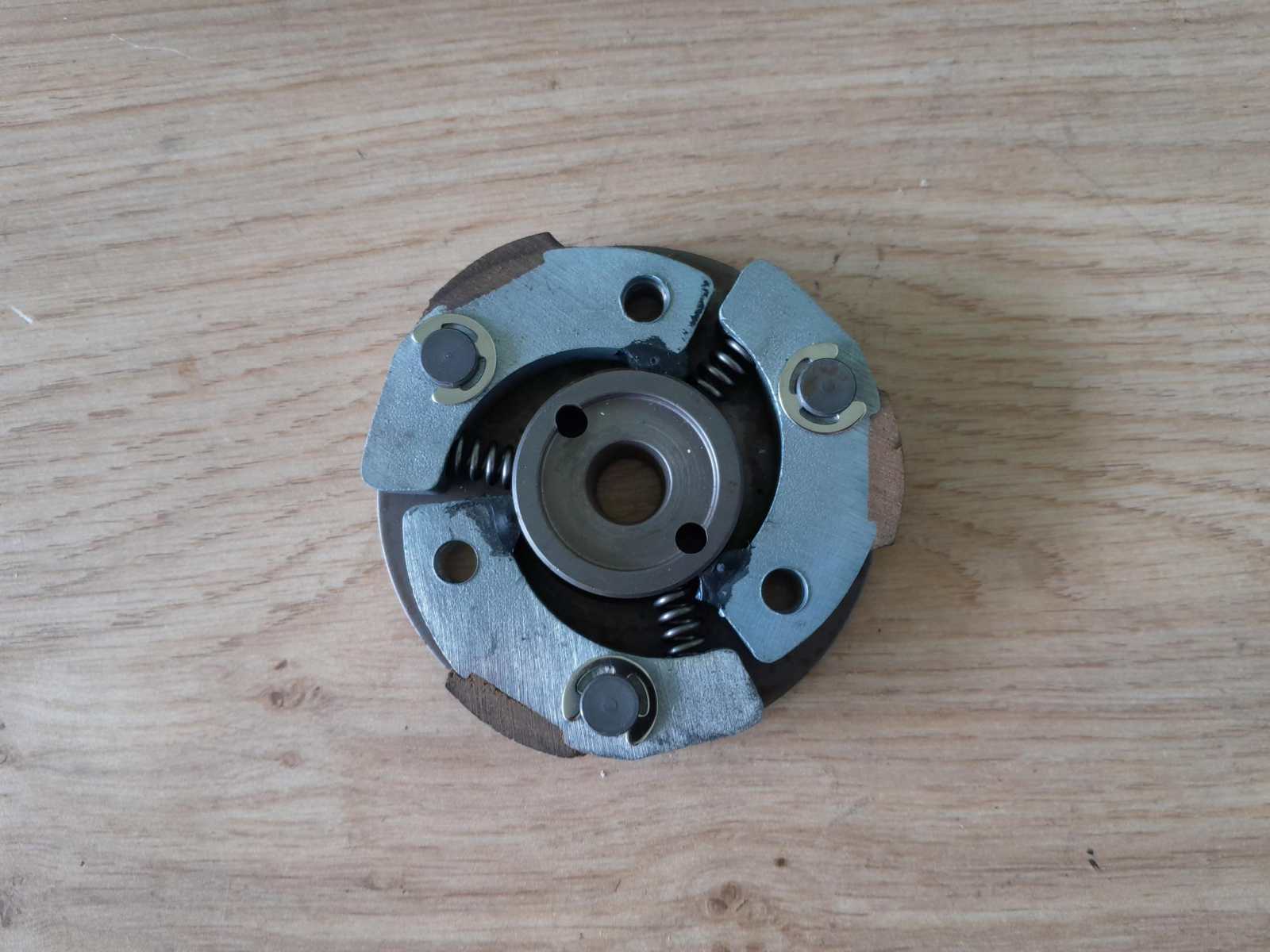 NOS 3 klauw koppeling Puch Maxi