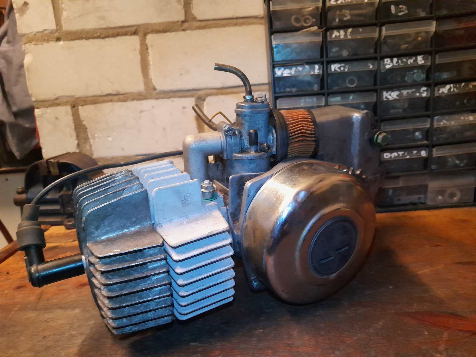 * VERKOCHT * Puch Maxi 70cc Airsal E50 motorblok