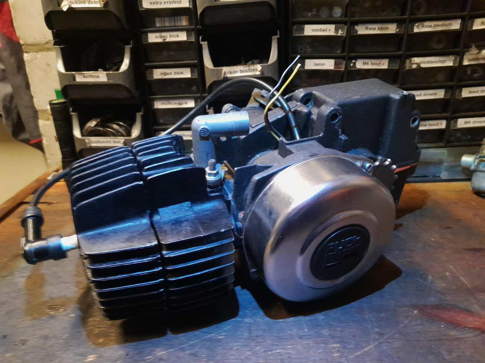 Puch Maxi gereviseerd P2A3M blok