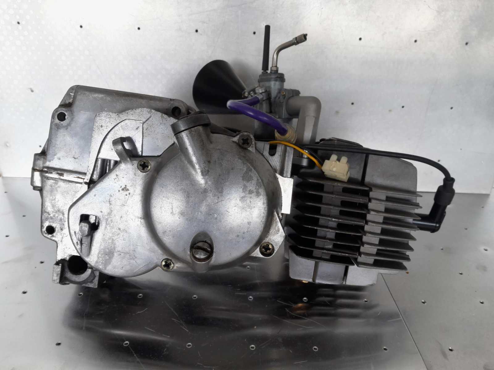 Puch Maxi 4 gelagerd aangepast motorblok