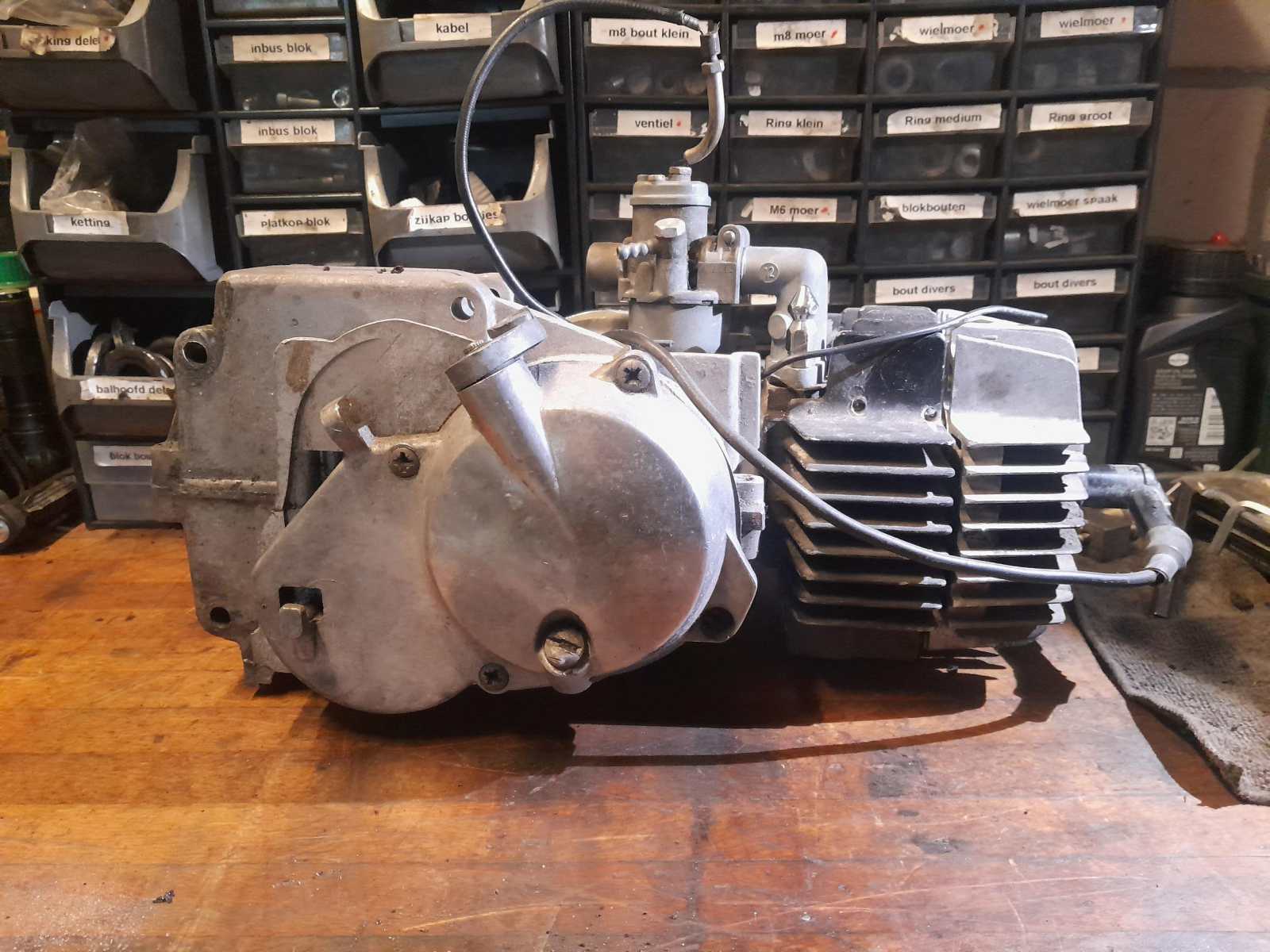 *VERKOCHT* Puch Maxi 4 gelagerd 70cc Fast Arrow blok