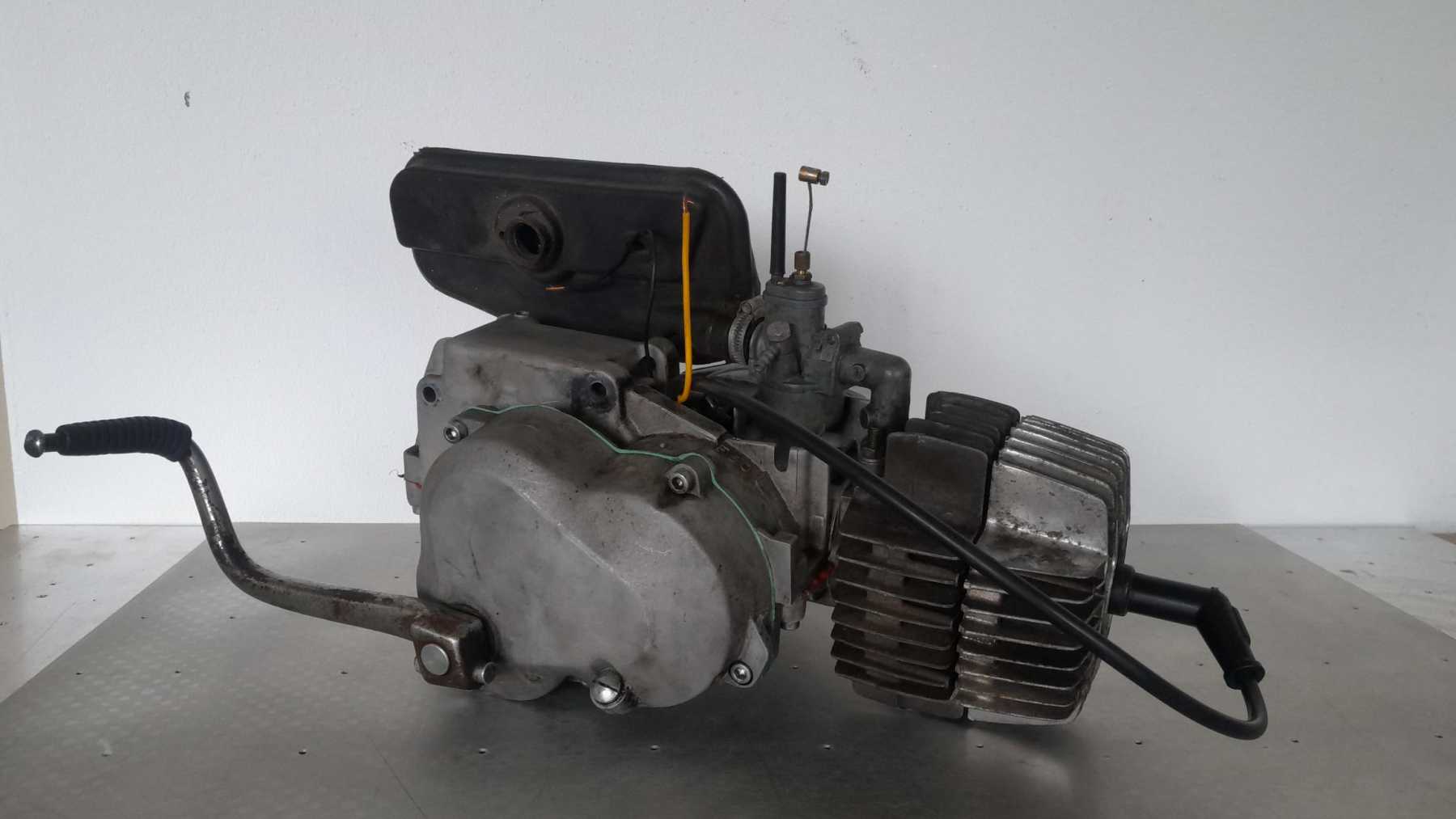Puch Maxi gereviseerd kickstartblok