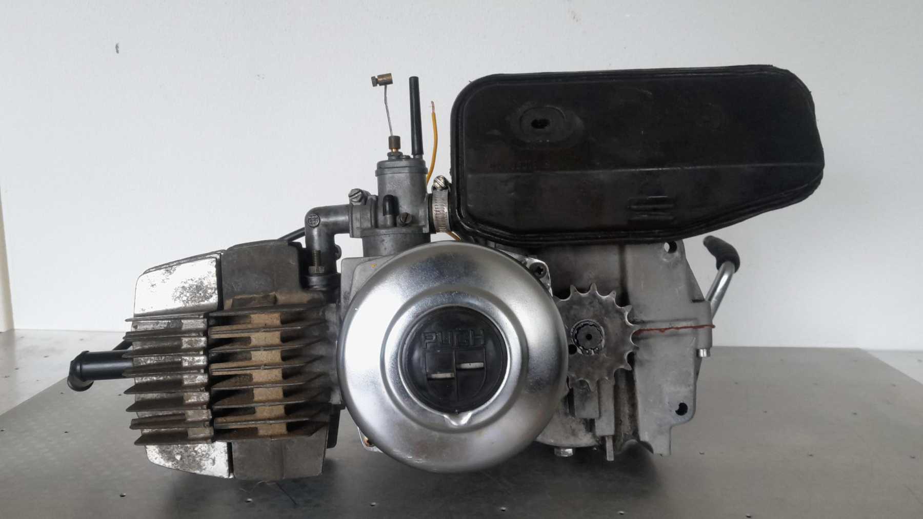 Puch Maxi gereviseerd kickstartblok