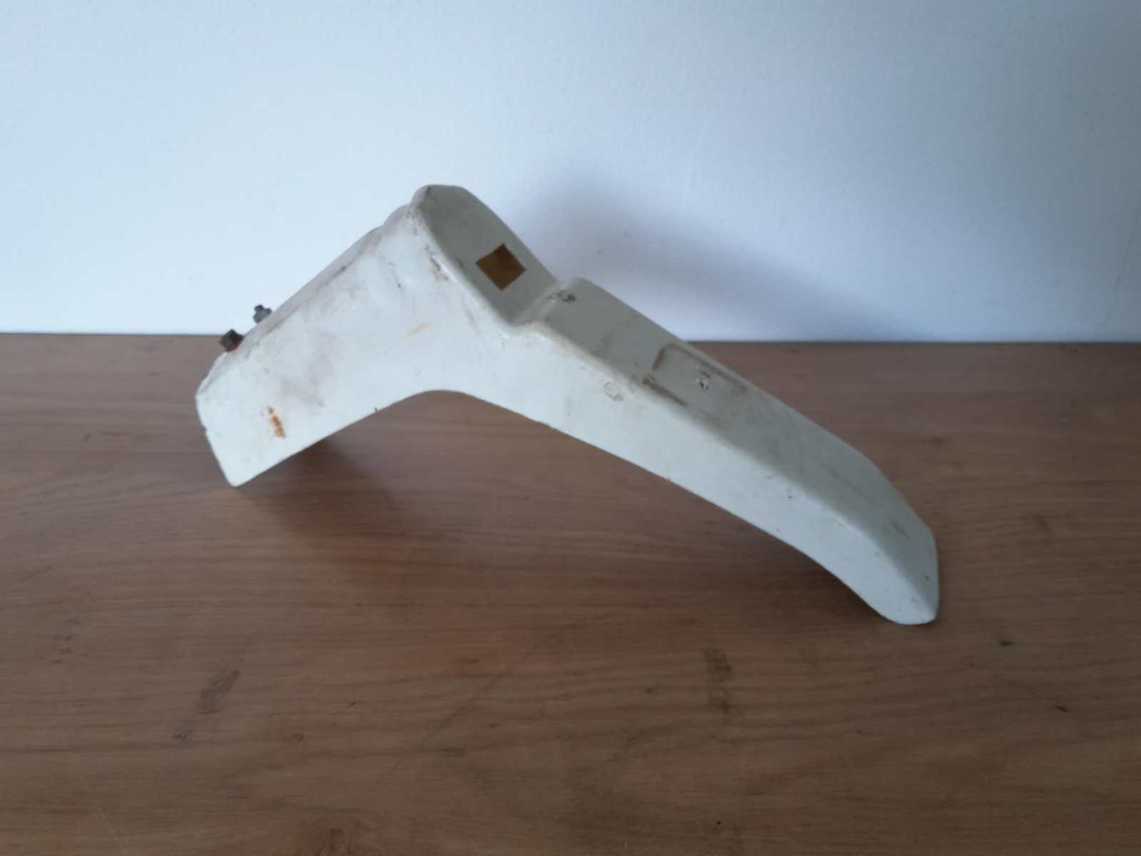 Puch Rider Macho 2 Speed achterspatbord wit