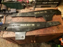 *VERKOCHT* Originele Maxi -S zijkappenset zwart