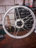 17 inch velg mooi wit of met poedercoating