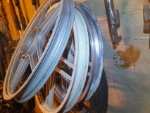 Puch Maxi sterwielen 17 inch kaal